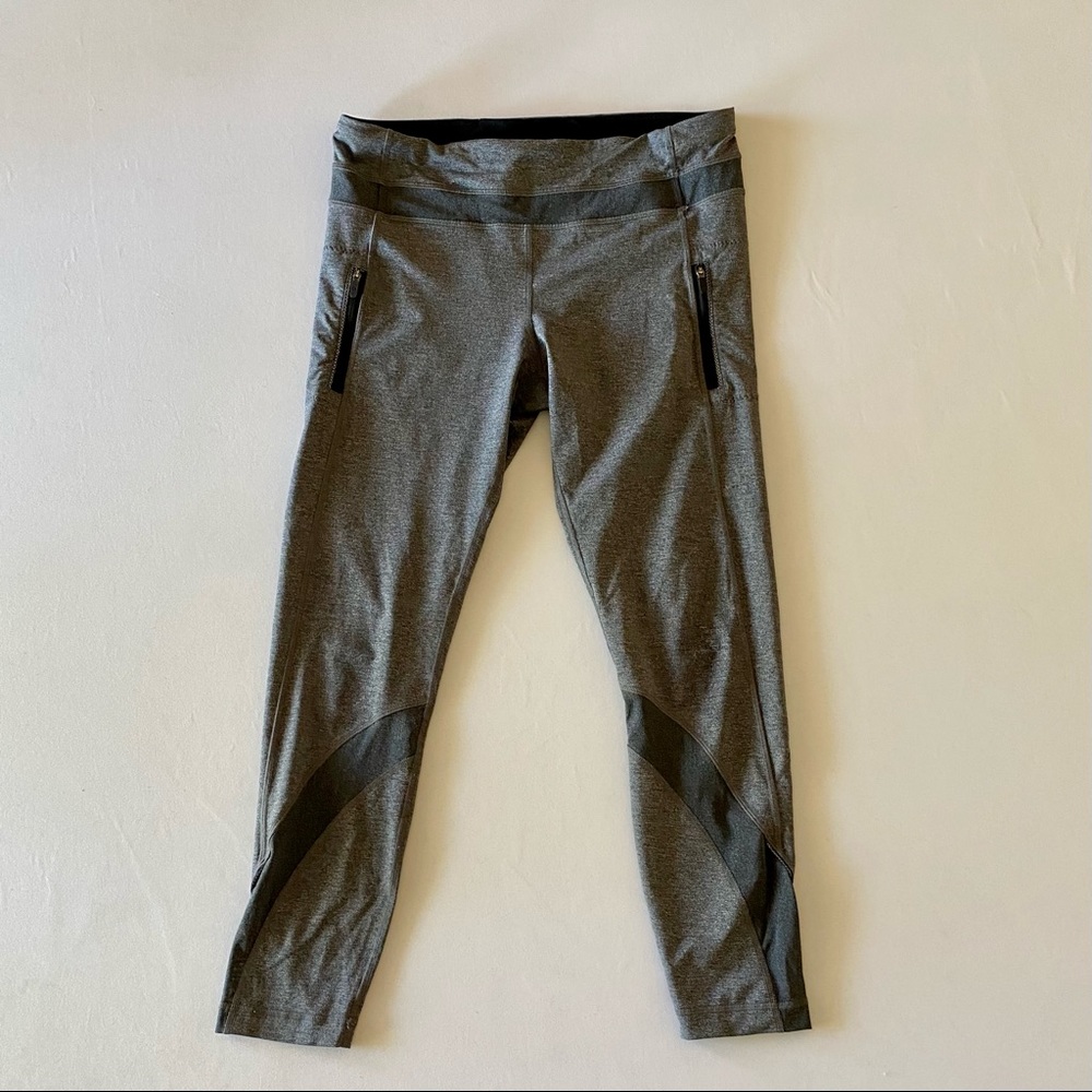 LULULEMON full length, zipper pockets, grey, size 10, excellent condition